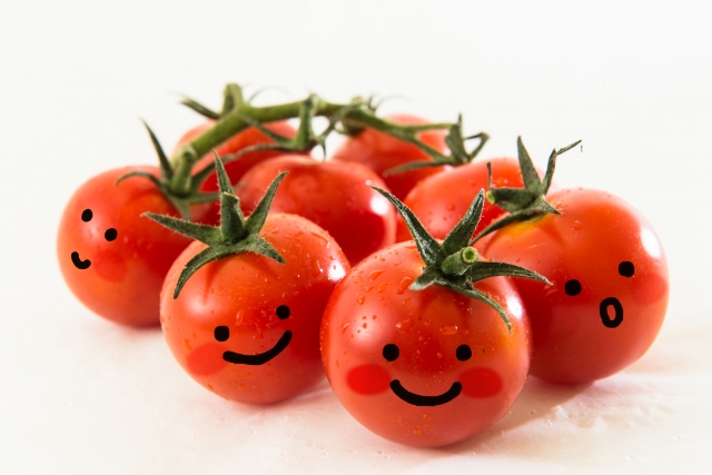 離乳食でトマトは生ではいつから 加熱はいつまで 冷凍保存やレシピも 赤ちゃんのための手作り離乳食
